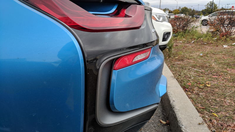 In today’s episode of “But why did they do that?” - the Porsche butt is just glued on to the actual i8 bumper. Why did they do that?!